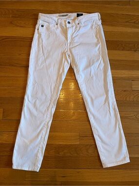AG The Stilt Crop White Cigarette Crop Jeans